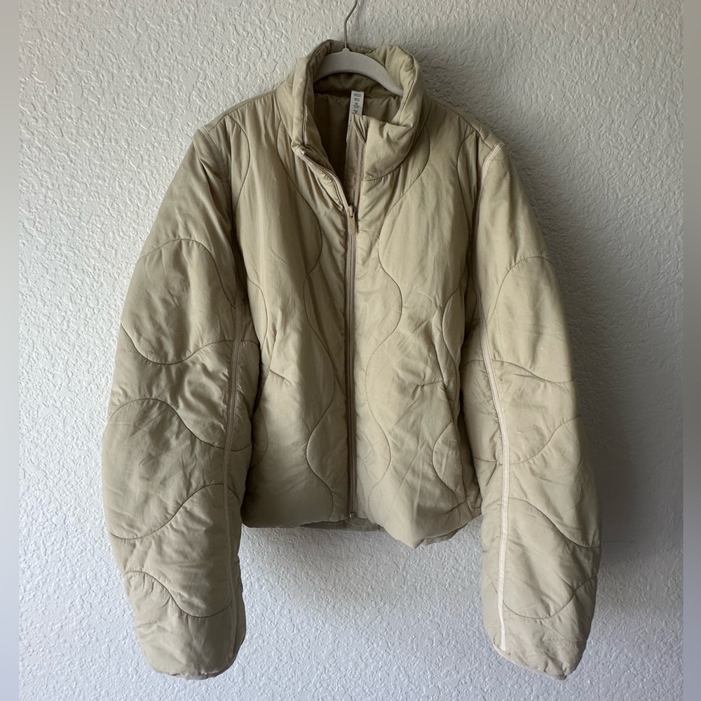 Lululemon Quilted Lightweight Jacket Beige Women’s 12 | Fall Transitional Coat
